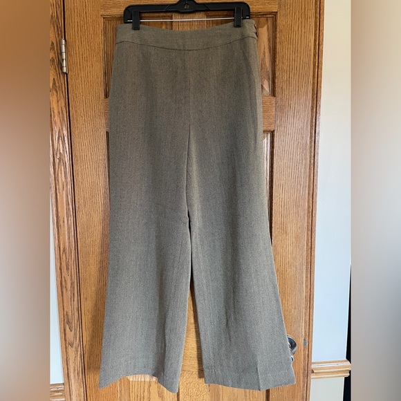 Lauren Ralph Lauren, 100% Wool, Lined Wide Leg Pant. Brown/Camel Tweed, Size 8 - Picture 1 of 9